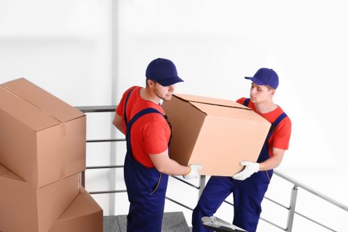 Packing and preparing belongings for a man and van booking in Hendon