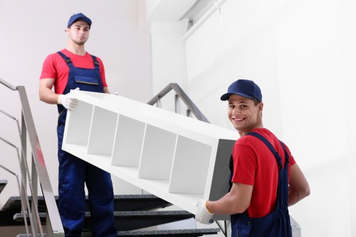Apartment move support and furniture handling in Hendon
